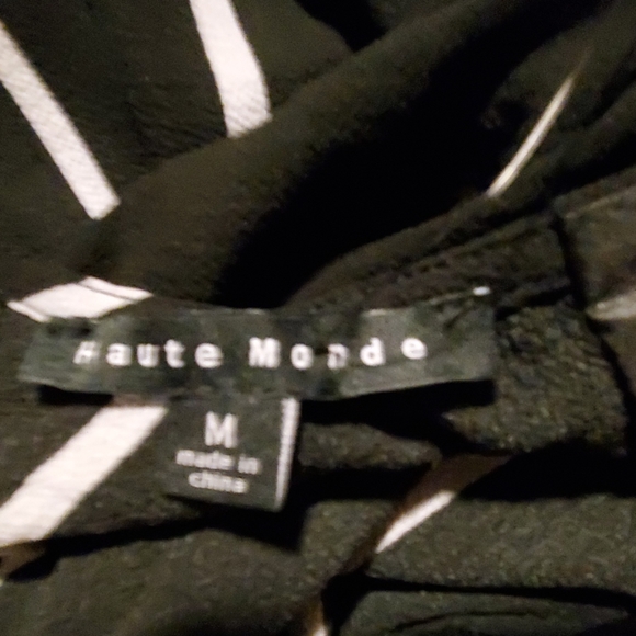 Beautiful Black/White Romper/Dress - Picture 6 of 7